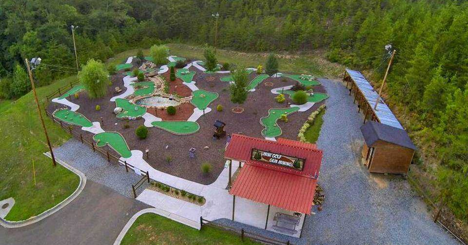 Cohutta Cove Mini Golf & Gem Mining | Blue Ridge, GA