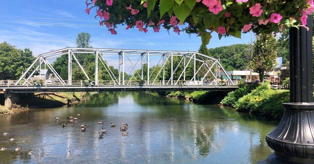 An Afternoon by the River on the GA-TN Line | Blue Ridge, GA