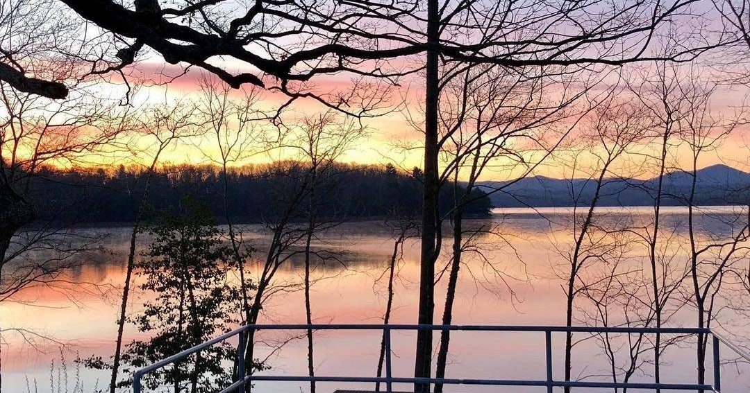 Best Places in the GA Mountains for a Sunrise or Sunset Blue Ridge, GA